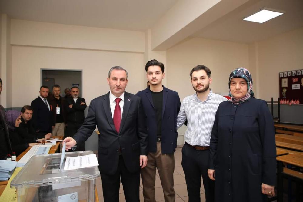 Sultanbeyli'nin Yeni Başkanı Ali Tombaş'tan Teşekkür: 'Kazanan Sultanbeyli Oldu