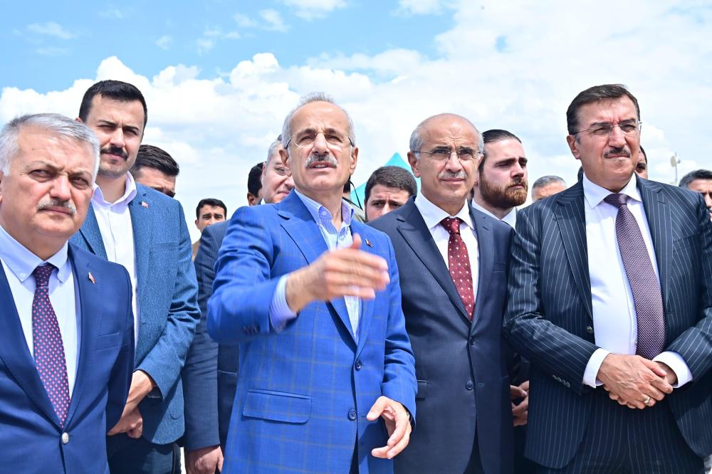 ULAŞTIRMA VE ALTYAPI BAKANI URALOĞLU: MALATYA ÇEVRE YOLU İLE SEYAHAT SÜRESİ 25 DAKİKAYA DÜŞECEK
