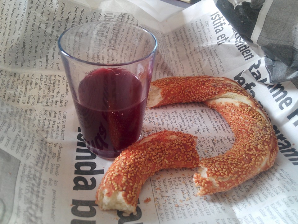 Osmaniye ve Adana'nın Vazgeçilmezi: Şalgam Suyu ve Simit